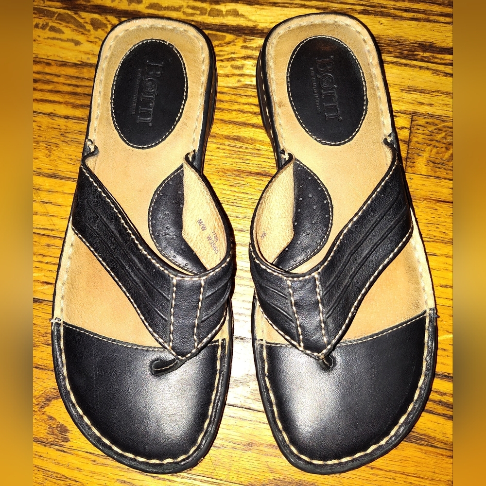 Born black thong wedge leather sandals size 7m